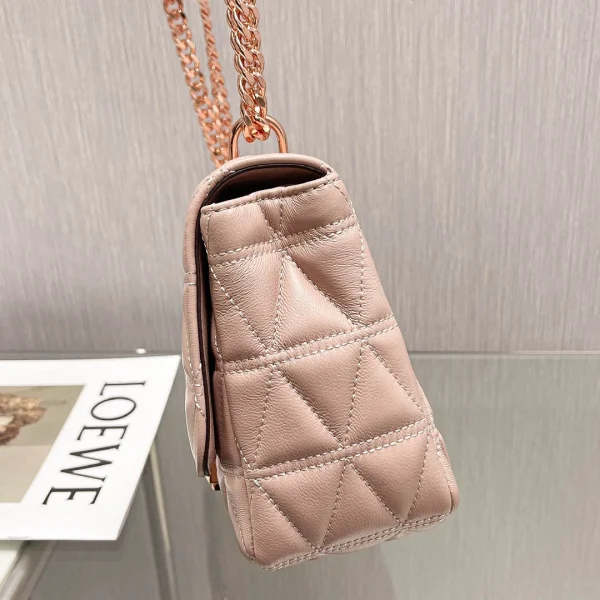 MK small fragrant style sheepskin bag chain pink Size: 25CmX16cmX8.5cm - Image 6