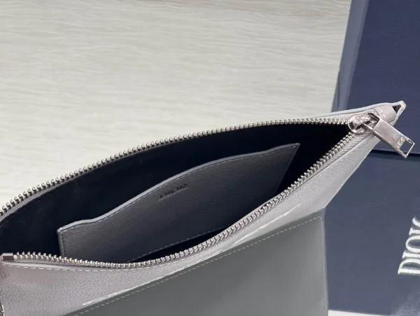 A5 Clutch Bag Size: 26.5*17.5cm - Image 2