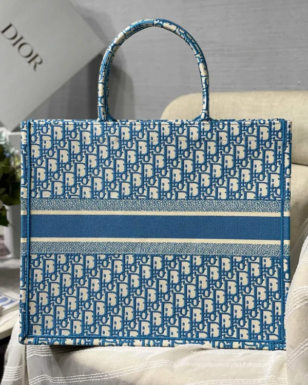 Book ToteOblique Series Size: 36.5*28*17.5cm 41.5*38*18cm - Image 5