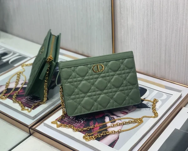 Caro Collection Chain Crossbody Leather Bag Size: 19*14*3cm Ref: 6418