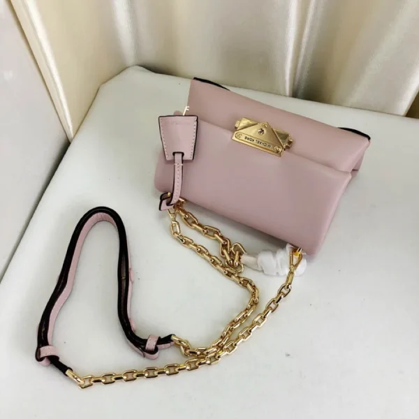 MK Chain Handbag Size:18/13/9cm - Image 7