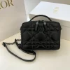 Black Autumn/Winter Camera Bag