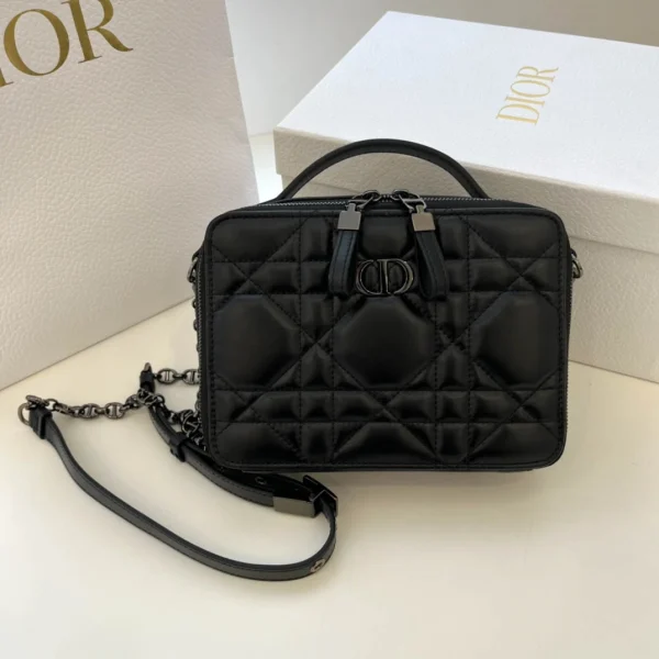 Black Autumn/Winter Camera Bag