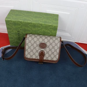 Model: 671620 Size: 20X17X8cm