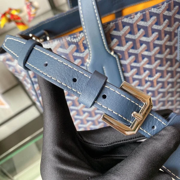 Men's Tote Size: 35x39x14cm - Image 3