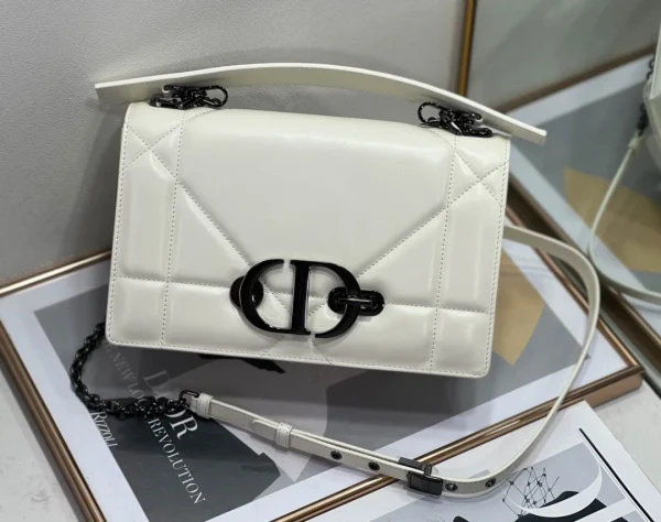 30 Montaigne Chain Clutch: 25.5cm - Image 9