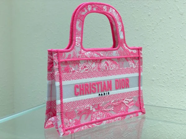 Book Tote Handbag Size: 23cm - Image 9
