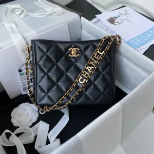 Alphabet chain Model number: AS3223 Sheepskin size: 16*19*8