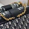 30 Montaigne Chain Crossbody Bag Size: 25.5cm - Image 4