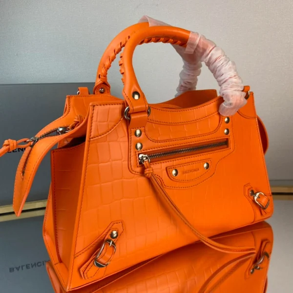 Balenciag* Neo Classic biker bag Size: 25*33*13*20cm - Image 7