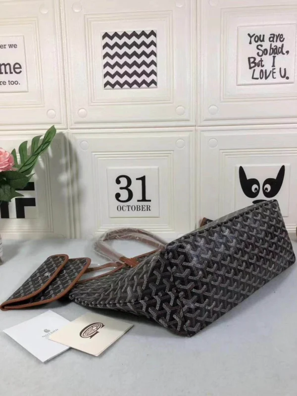 Goyard size: 40*15*30 Bag opening 55 34*14*27 Bag opening 47 - Image 8