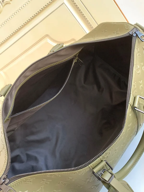 Louis Vuitton Travel bag Size: 50 x 29 x 23 cm - Image 3