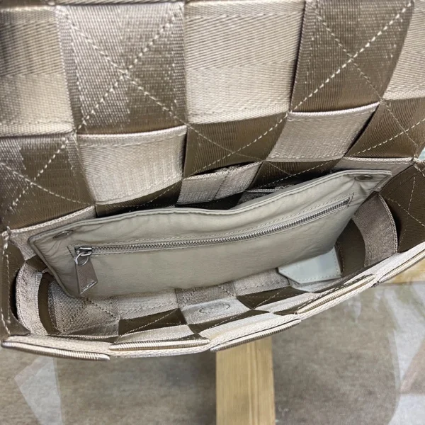 BV Bottega Veneta bag Size: 26x6cm Apricot - Image 12
