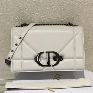 30 Montaigne Series size 25x15x8cm