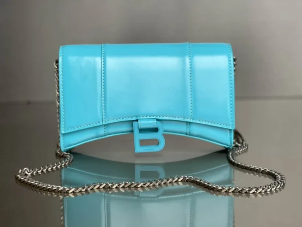 Balenciag Model: 199 Size: 19X12X5cm - Image 5