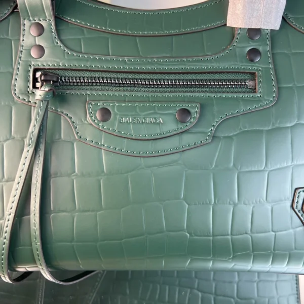 Balenciag Neo Classic Casual Size: 25*33*13*20cm - Image 5