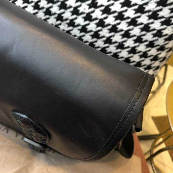 BV Briefcase Size: 32cm Black - Image 5