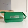 Crossbody Size: 23.5x12.4x10.4cm - Image 9