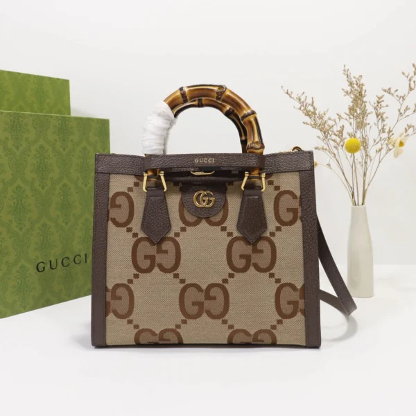 Model: 660195 Size: 27x24x11cm