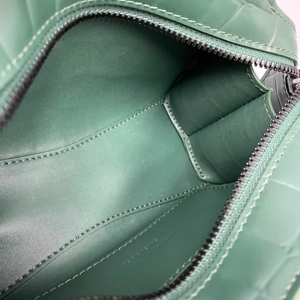 Balenciag* Neo Classic biker bag Model: 92535 Size: 40*54*21.5*34cm 25*33*13*20cm - Image 3