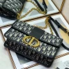 30 Montaigne Chain Crossbody Bag Size: 25.5cm - Image 6