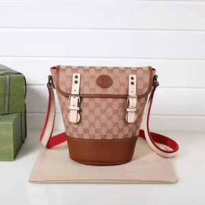 Model: 648794 Size: 24*27*11cm