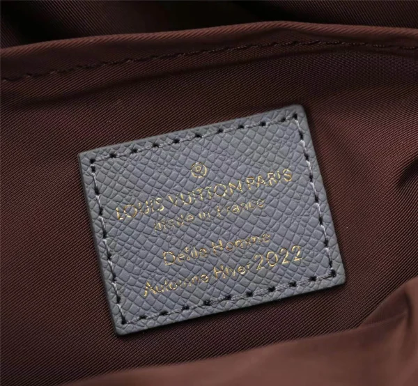 Louis Vuitton Model: 43843 Size: 25x18x5cm - Image 2