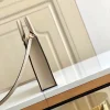 Louis Vuitton Size: 14.0 x 17.0 x 5.0 cm - Image 17