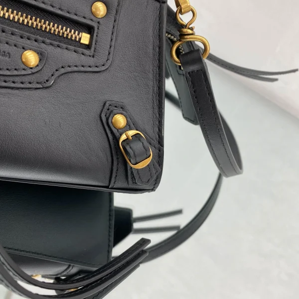 Balenciag* Neo Classic biker bag Model: 1993 Size: 13.5*18*7.5*12cm - Image 3