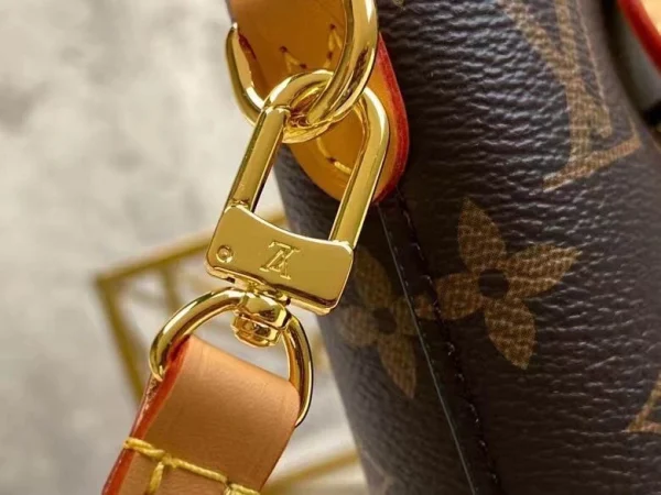 Louis Vuitton Medium Vintage Bag Series Size: 14.5*18*6.5cm - Image 5