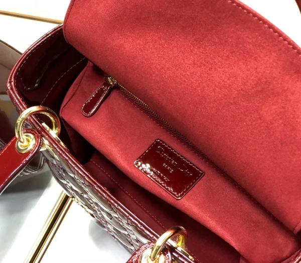 Burgundy lacquer, classic 5-panel 24cm - Image 2
