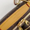 Louis Vuitton Size: 18 x 11 x 10 cm - Image 5