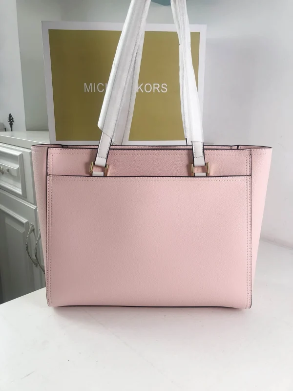 MK Simple and refined Model: 2122 Low 32 High 27 Width 12 - Image 9