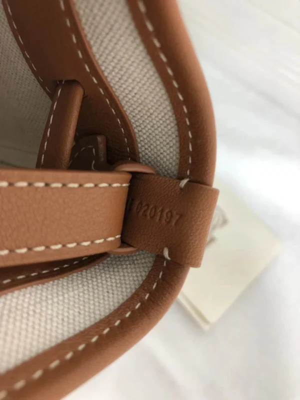 Goyard Shoulder Bucket Bag Size: 17.5*15*H 23cm - Image 4