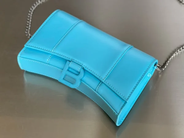 Balenciag Model: 199 Size: 19X12X5cm - Image 3