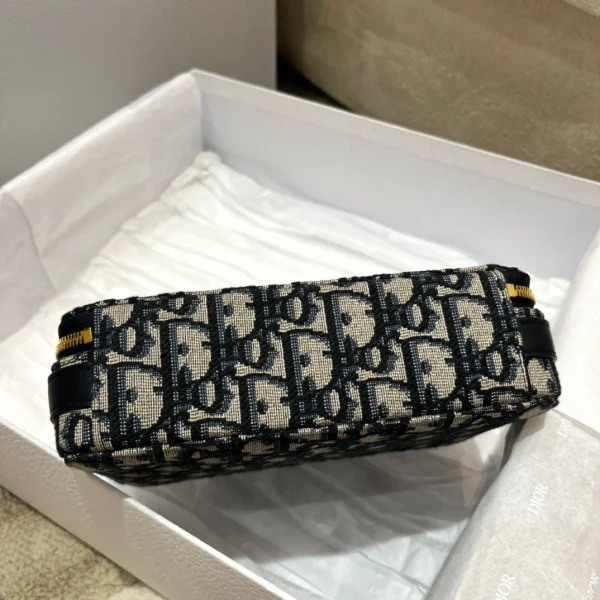 Autumn and winter old flower camera bag size:19*5*14cm - Image 5