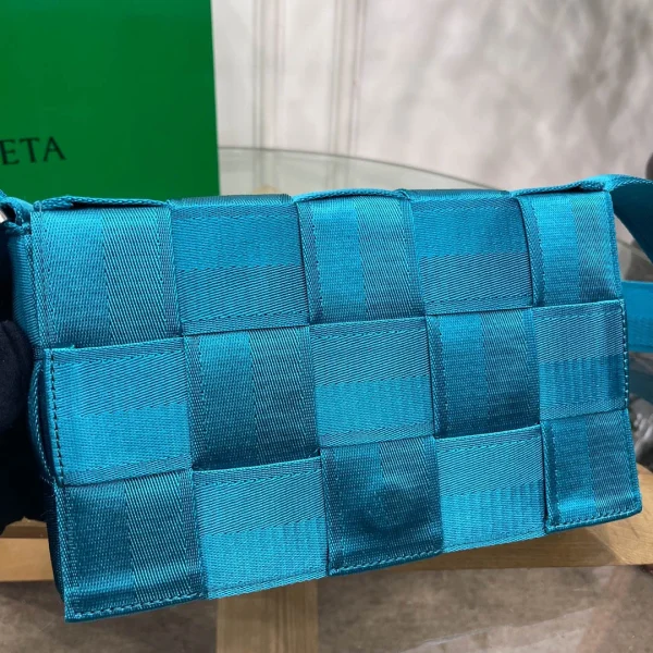 BV Bottega Veneta bag Size: 26x6cm Peacock blue - Image 4