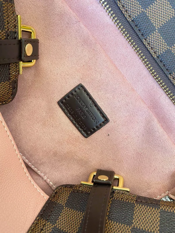 Louis Vuitton Size: 28X28X14cm Pocket 43cm - Image 3