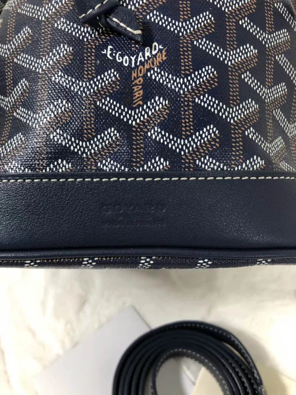 Goyard Shoulder Bucket Bag Size: 17.5*15*23cm - Image 3