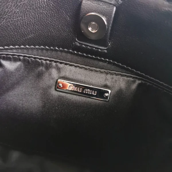 Miu Miu handheld underarm bag Size：20X15X4.5cm - Image 5