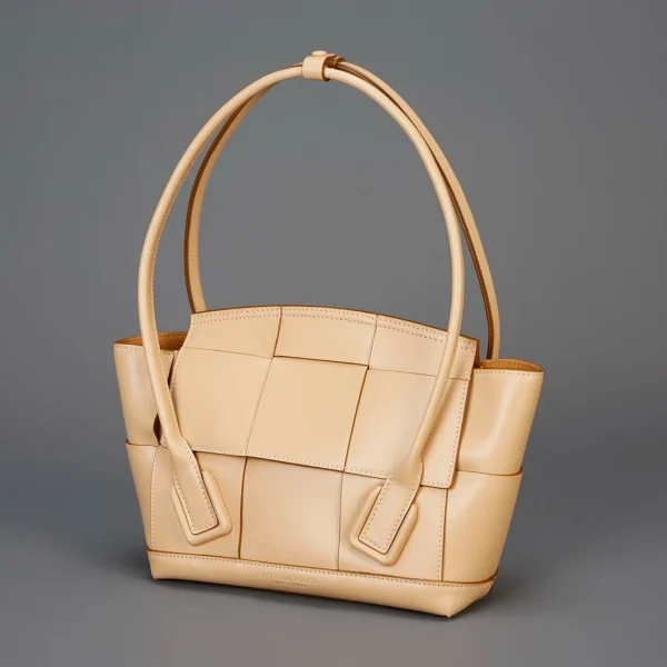BV Bottega Veneta Arco33 Collection Bag Size: 33x21cm - Image 9