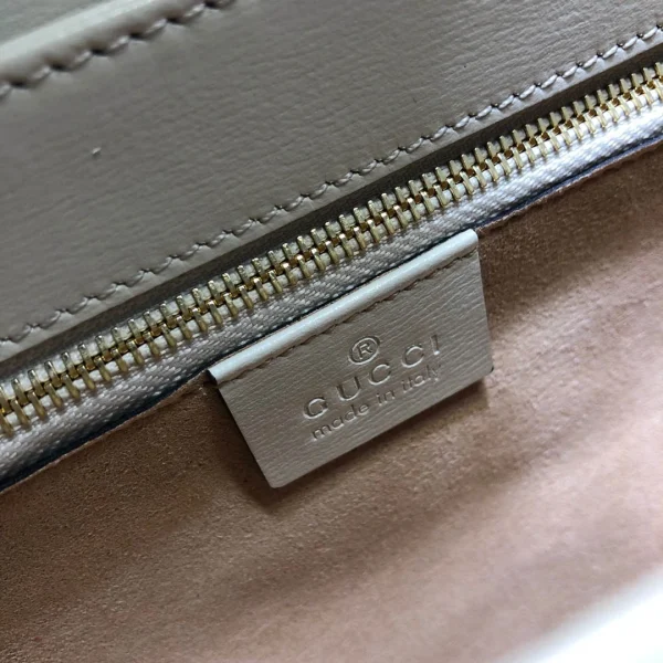 Model: 602204 Size: 25x18x8cm - Image 12