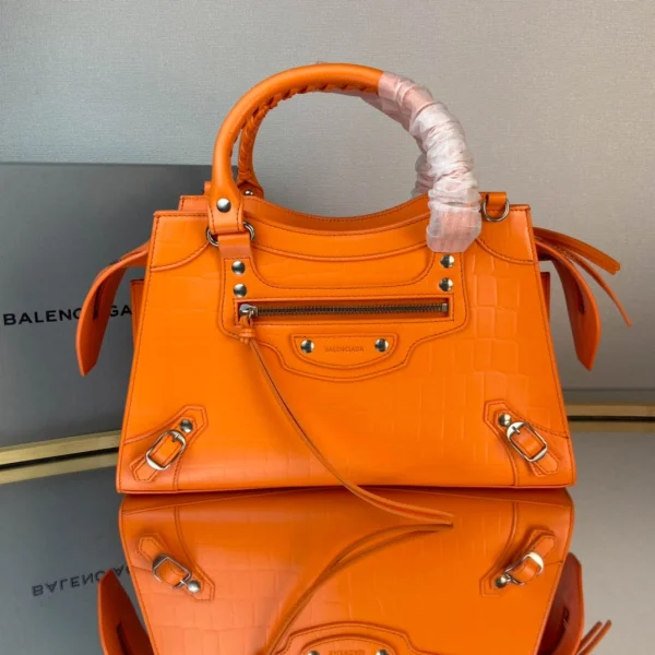 Balenciag* Neo Classic biker bag Size: 25*33*13*20cm - Image 9