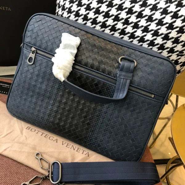 BV Briefcase Size: 38cm Blue - Image 9