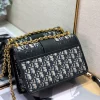 30 Montaigne Chain Crossbody Bag Size: 25.5cm - Image 5