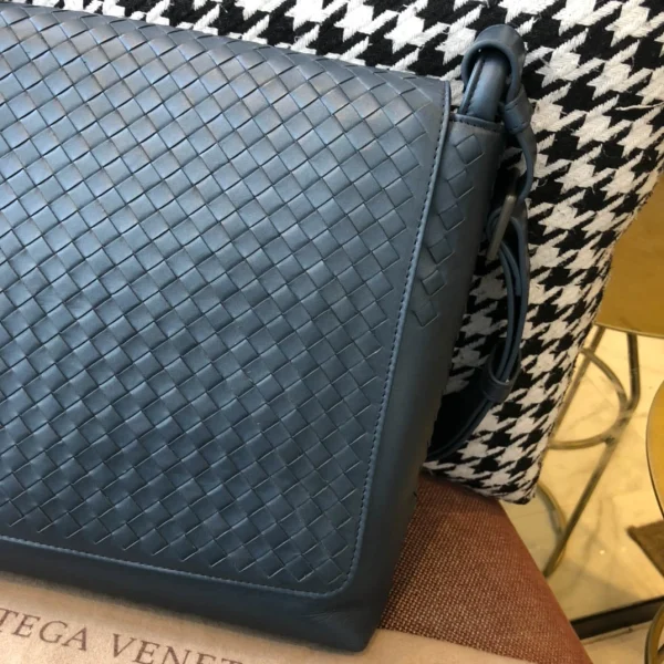 BV Briefcase Size: 32cm Blue - Image 8