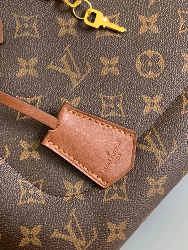 Louis Vuitton Size: 34.0 x 24.0 x 13.0 cm - Image 4