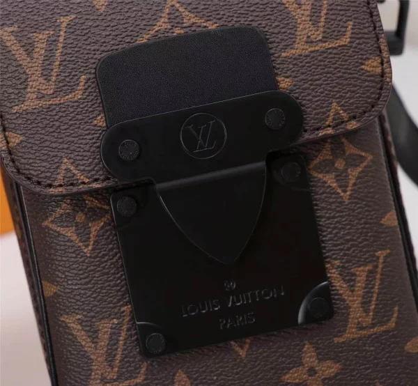 Louis Vuitton Model No. 69405 Size: 15x17x8 cm - Image 4