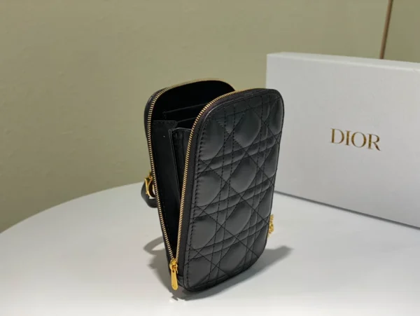 Blue Jacquard Clutch Bag Size: 11.5 x 7.5 x 2 cm Ref: S5654CTZQ_M928 - Image 4