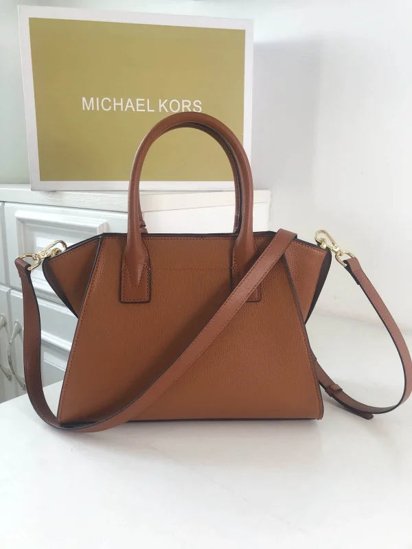 Mk shoulder crossbody bag Model:2115 L:28 H:22 W:14 - Image 8